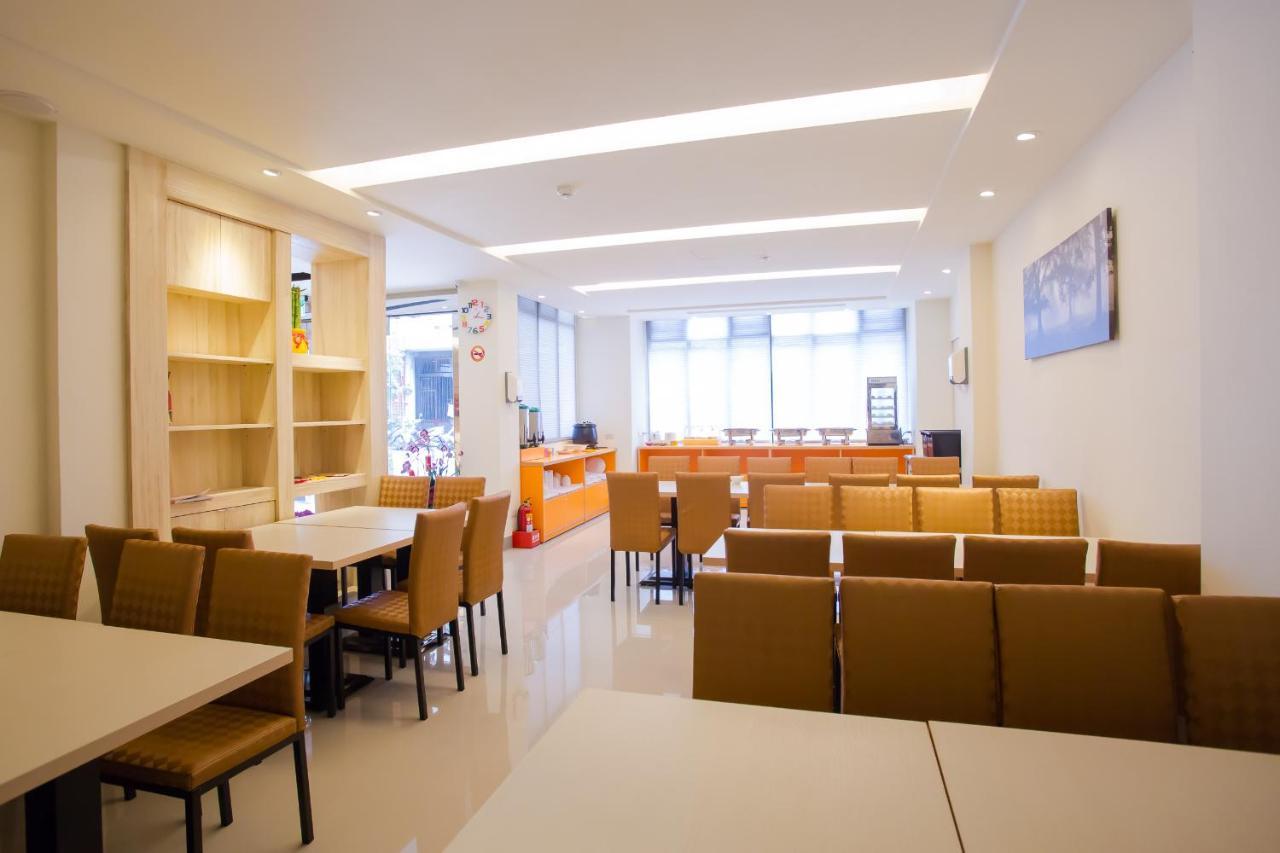 Yung An Business Hotel Dounan Luaran gambar