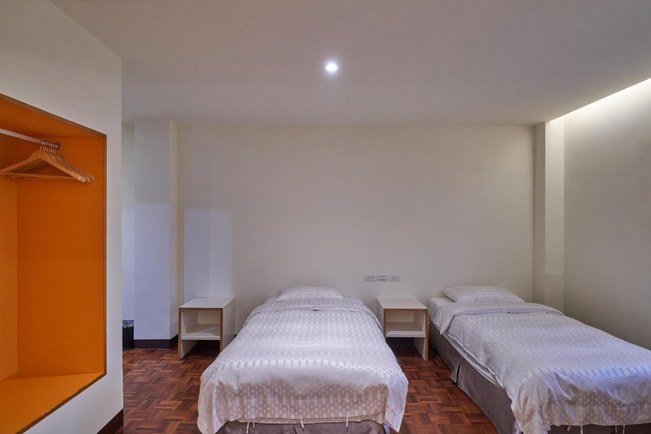 Yung An Business Hotel Dounan Luaran gambar