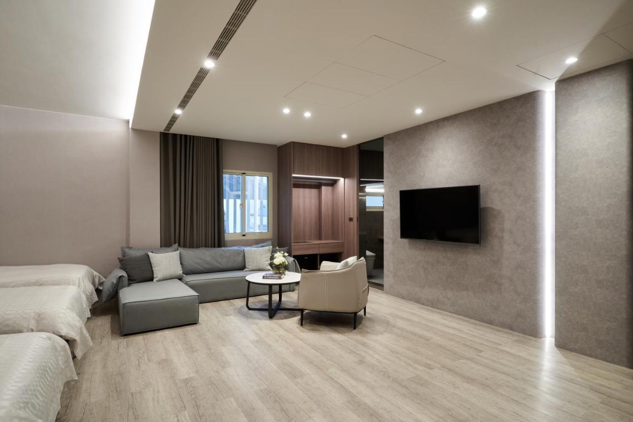 Yung An Business Hotel Dounan Luaran gambar