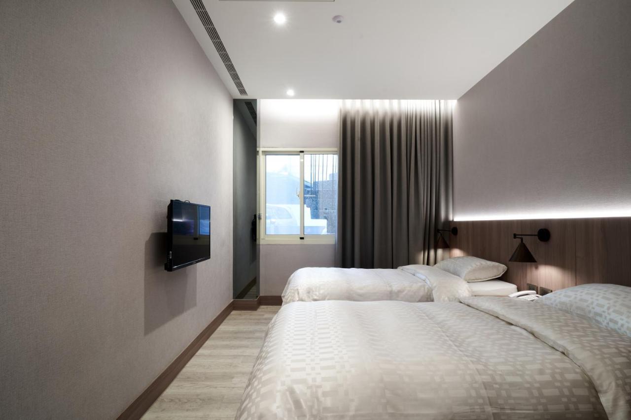 Yung An Business Hotel Dounan Luaran gambar