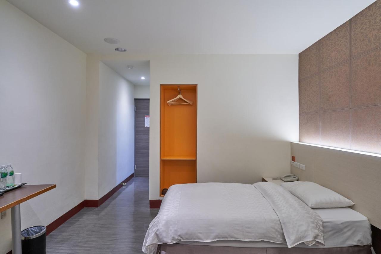 Yung An Business Hotel Dounan Luaran gambar
