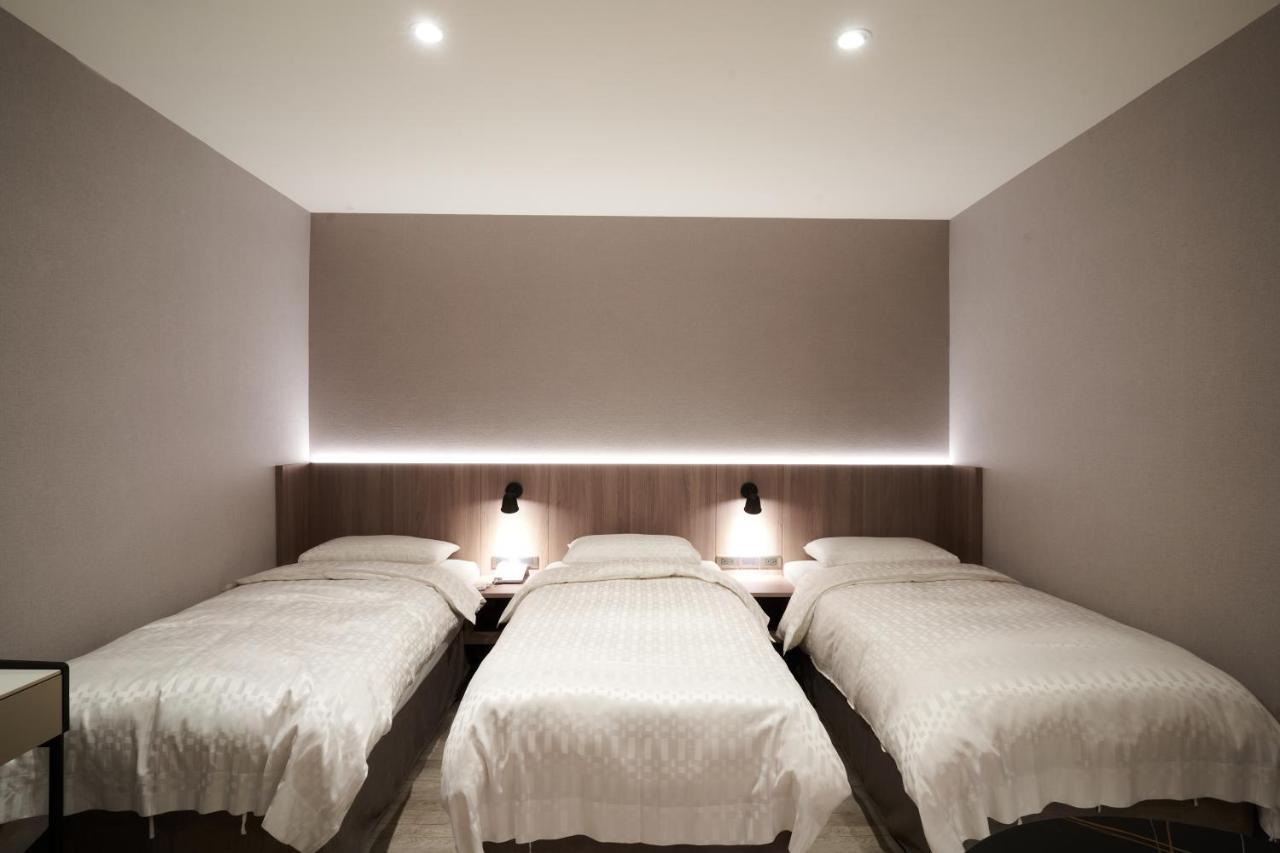 Yung An Business Hotel Dounan Luaran gambar