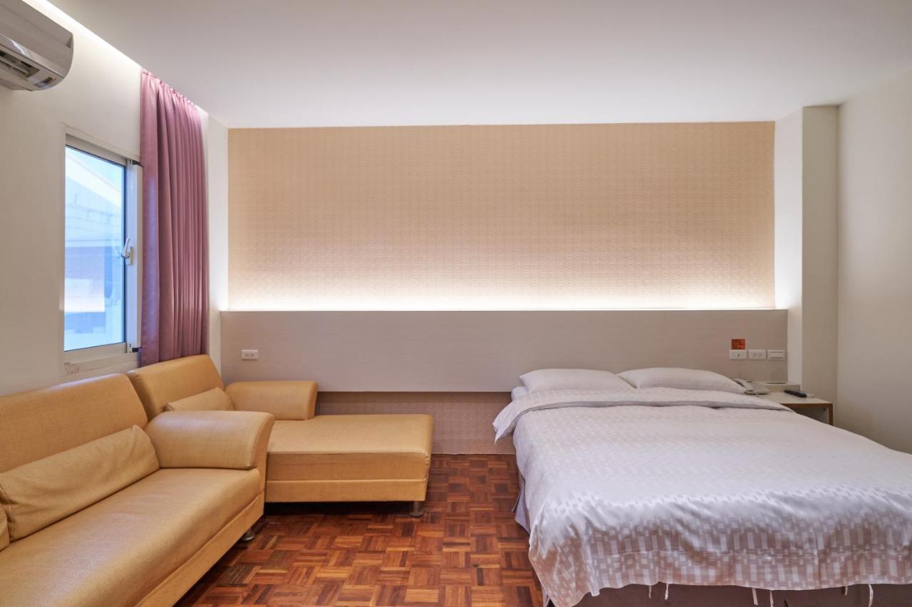 Yung An Business Hotel Dounan Luaran gambar