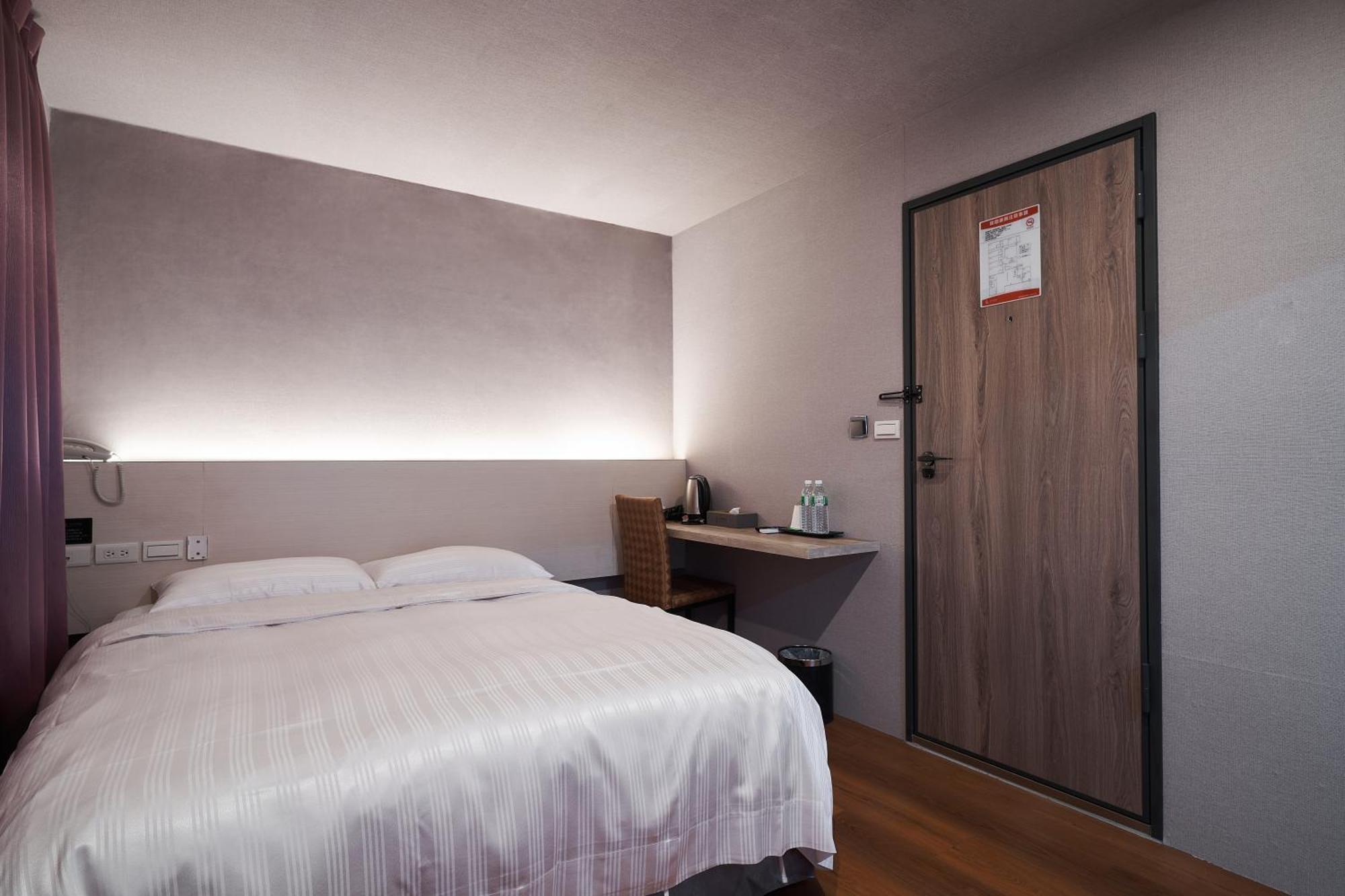 Yung An Business Hotel Dounan Luaran gambar