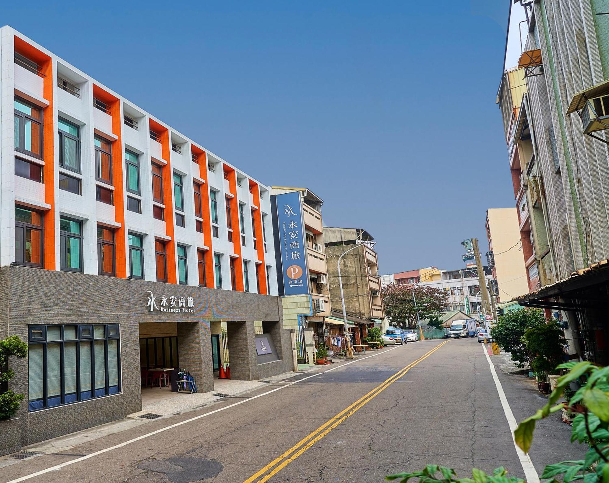 Yung An Business Hotel Dounan Luaran gambar